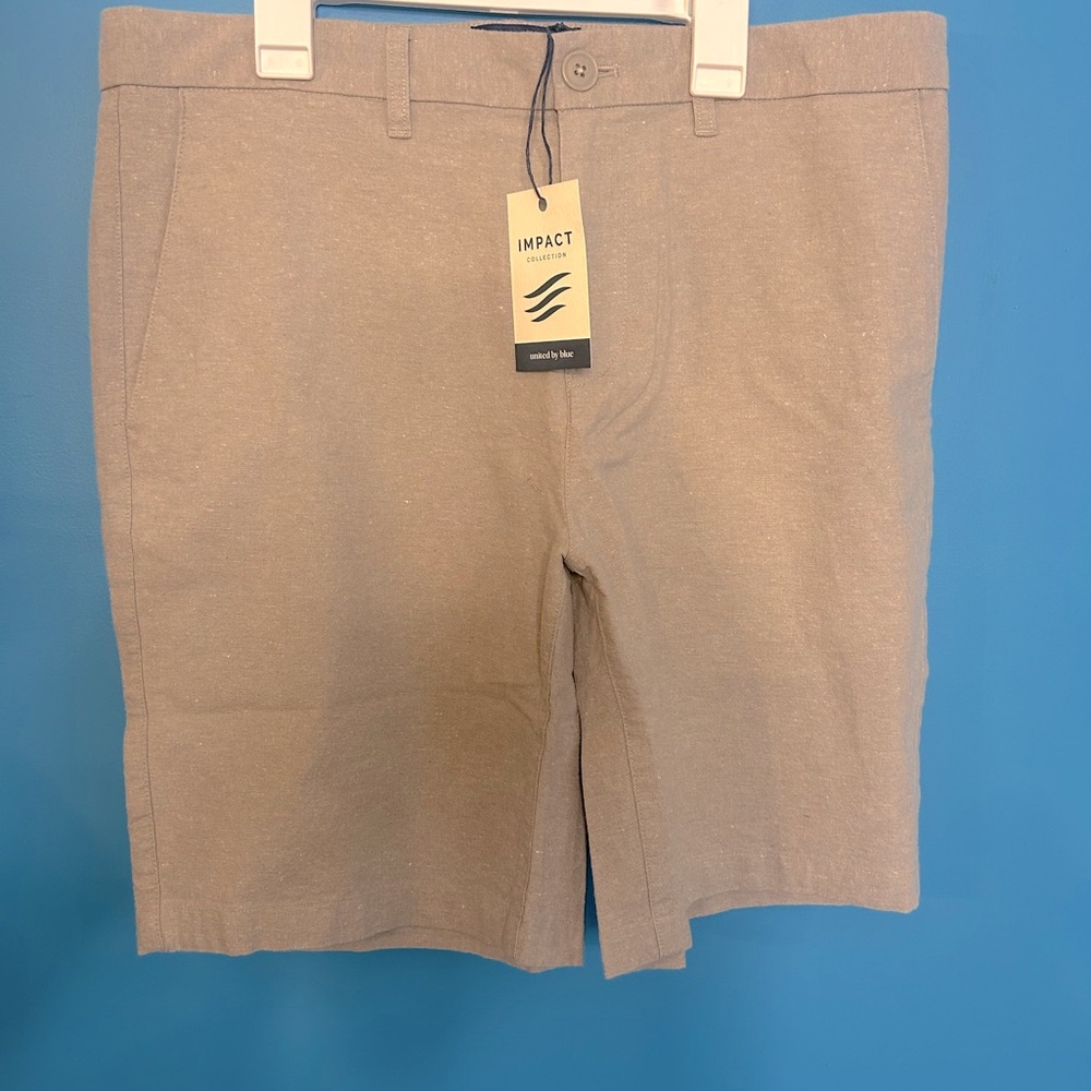 Men’s IMPACT COLLECTION dress shorts NWT